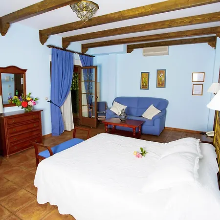 Rural Castuo H Cc 656 3* פינופראנקוואדו