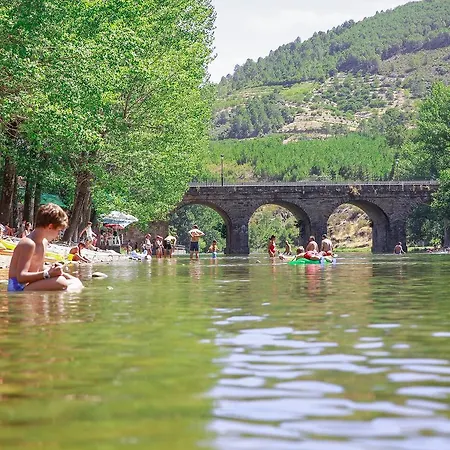 מלון Rural Castuo H Cc 656 פינופראנקוואדו