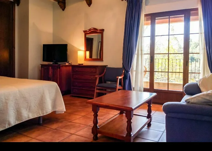 Rural Castuo H Cc 656 Otel Pinofranqueado