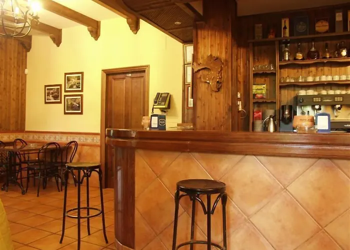 Rural Castuo H Cc 656 Otel Pinofranqueado