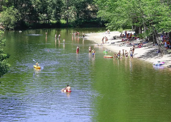 Rural Castuo H Cc 656 Otel Pinofranqueado